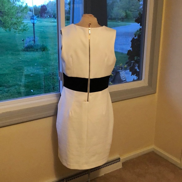 Black & white sleeveless dress - Picture 2 of 4